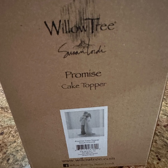 Willow Tree Promise Figurine Cake Topper - Picture 2 of 3